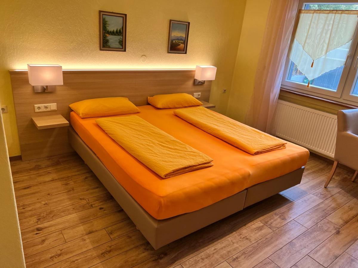 Hotel-Heilsberg กอทท์มาดิงเกน ภายนอก รูปภาพ