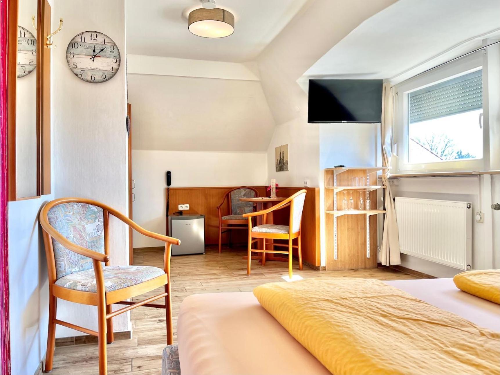 Hotel-Heilsberg กอทท์มาดิงเกน ภายนอก รูปภาพ