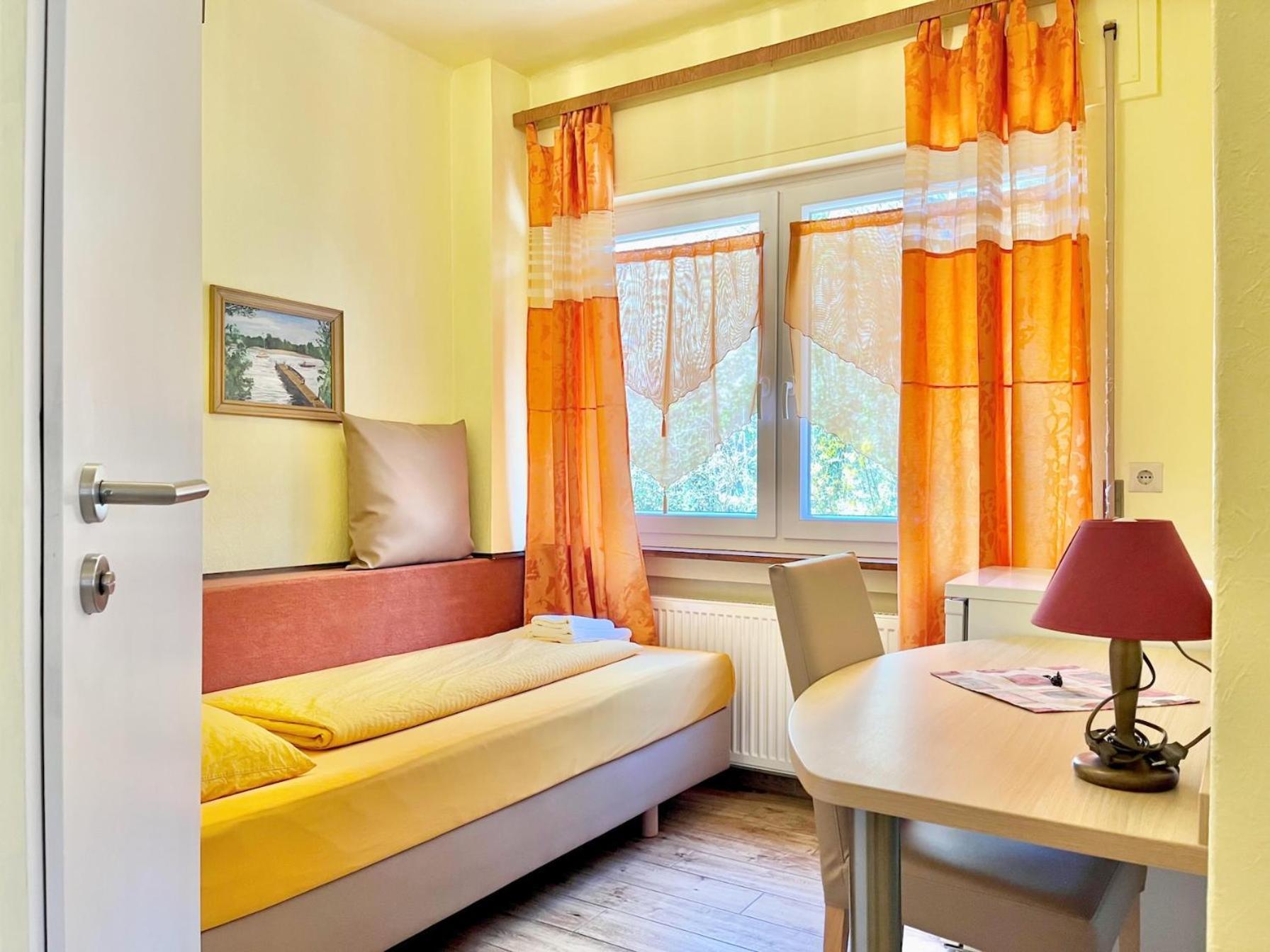 Hotel-Heilsberg กอทท์มาดิงเกน ภายนอก รูปภาพ